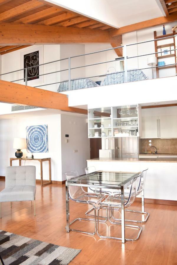 Architect-Designed Loft In A Historic Hilltop Neighborhood Lissabon Exterior foto