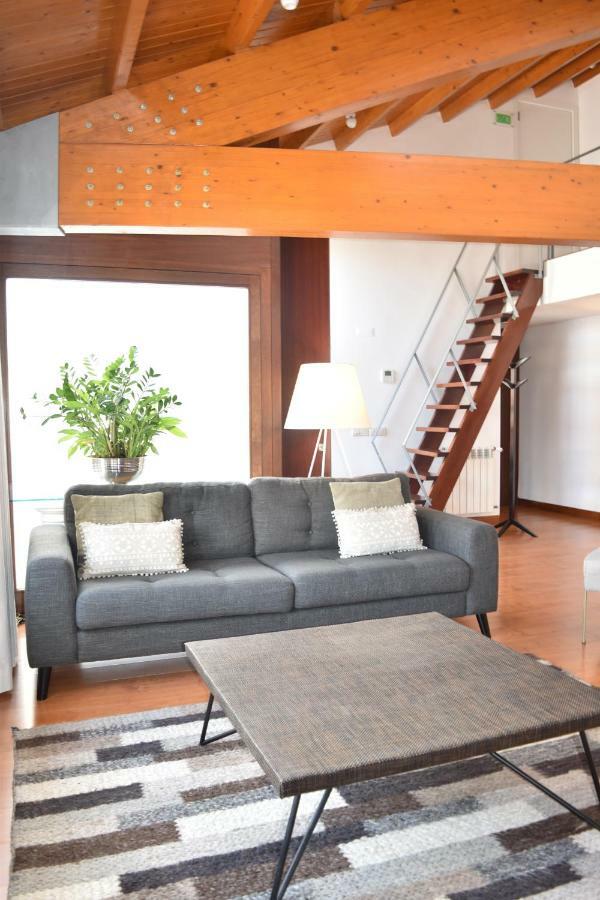 Architect-Designed Loft In A Historic Hilltop Neighborhood Lissabon Exterior foto