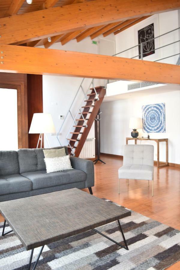 Architect-Designed Loft In A Historic Hilltop Neighborhood Lissabon Exterior foto
